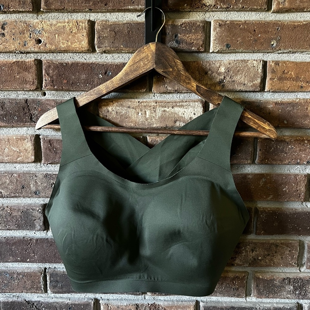 Lululemon Sports Bra 38DD